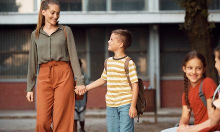 Manual de Estrategias de Comunicación con Familias