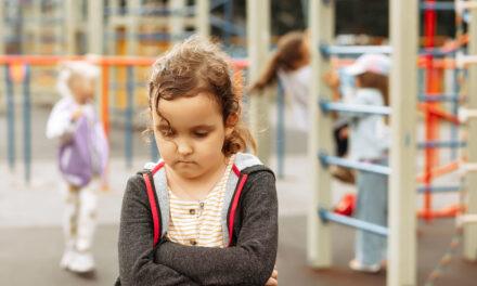 Qué hacer cuando un niño no quiere participar en las actividades